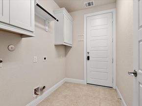 35 N Wheatleigh Drive, Tomball TX 77375