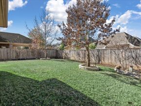 35 N Wheatleigh Drive, Tomball TX 77375