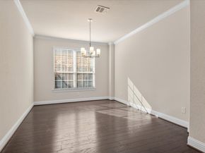 35 N Wheatleigh Drive, Tomball TX 77375