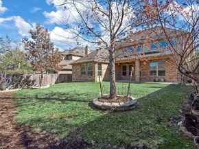 35 N Wheatleigh Drive, Tomball TX 77375