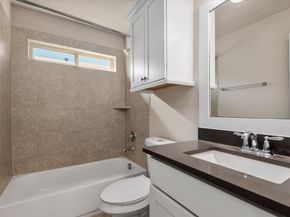 35 N Wheatleigh Drive, Tomball TX 77375