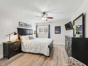 3224 Timmons Lane 141, Houston TX 77027