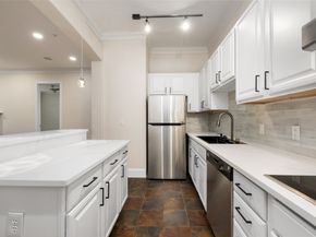 7134 Mapleridge Street 3G, Houston TX 77081