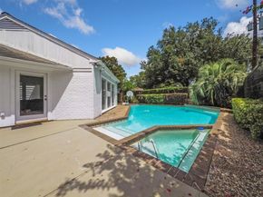 10610 Piping Rock Lane, Houston TX 77042