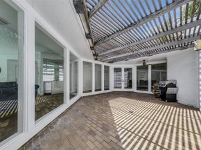 10610 Piping Rock Lane, Houston TX 77042