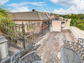 526 Bolton Place, Houston TX 77024