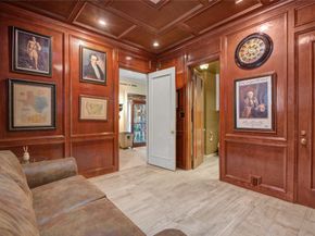 526 Bolton Place, Houston TX 77024