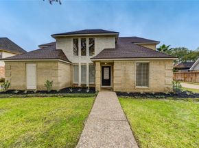 12015 Laneview Drive, Houston TX 77070