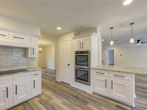 12015 Laneview Drive, Houston TX 77070