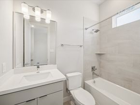 5823 Fairdale Lane B, Houston TX 77057