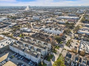 5823 Fairdale Lane B, Houston TX 77057