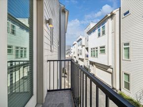 5823 Fairdale Lane B, Houston TX 77057