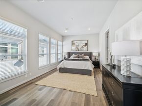 5823 Fairdale Lane B, Houston TX 77057