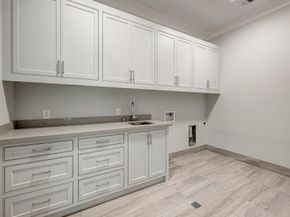 5517 Sturbridge Drive, Houston TX 77056