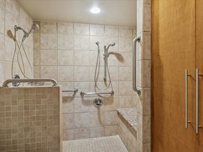 49 Briar Hollow Lane 203, Houston TX 77027