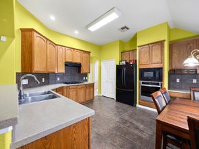 2 Gilded Crest Court, Spring TX 77382