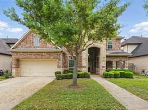 4927 Blackwater Lane, Sugar Land TX 77479