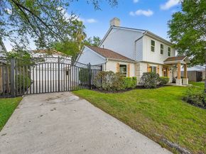 2734 Triway Lane, Houston TX 77043