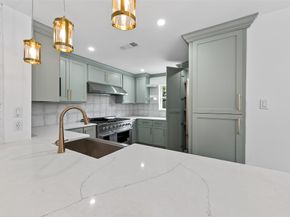 2734 Triway Lane, Houston TX 77043