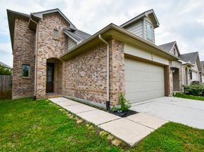 5039 Azalea Trace Drive, Houston TX 77066