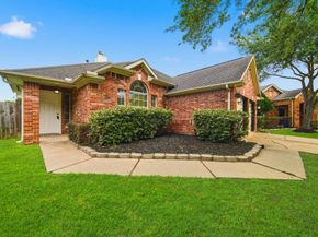 7102 Grassy Grove Lane, Richmond TX 77407