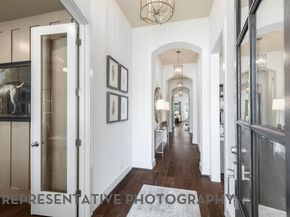 17911 Oakwood Stream Drive, Webster TX 77598