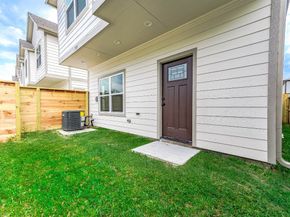 789 Fortune Street AB, Houston TX 77088