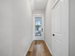 6723 Parker Oaks Lane, Houston TX 77076