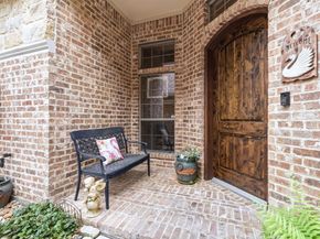 99 N Mews Wood Court, The Woodlands TX 77381