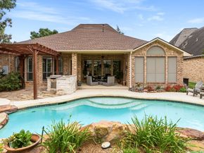 99 N Mews Wood Court, The Woodlands TX 77381