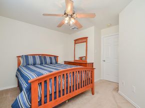 46 E Stedhill Loop, Conroe TX 77384
