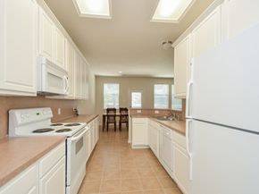 46 E Stedhill Loop, Conroe TX 77384