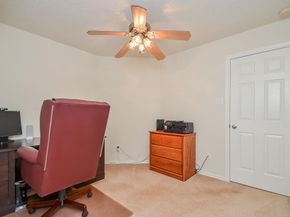 46 E Stedhill Loop, Conroe TX 77384
