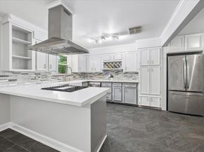 10946 Britt Way, Houston TX 77043