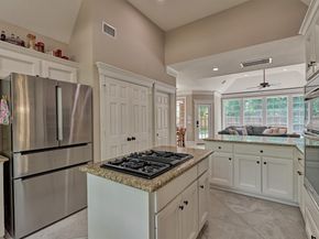 19 Craggy Rock Street, The Woodlands TX 77381