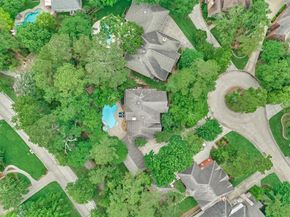 19 Craggy Rock Street, The Woodlands TX 77381