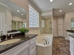 19 Craggy Rock Street, The Woodlands TX 77381