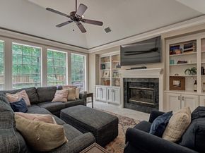 19 Craggy Rock Street, The Woodlands TX 77381