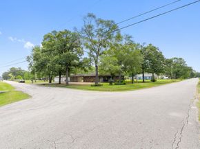 445 Woolridge Dr Drive, Conroe TX 77301