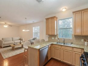 1424 W 24th Street, Houston TX 77008