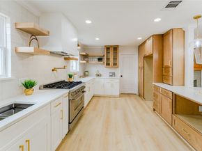 6027 Valkeith Drive, Houston TX 77096