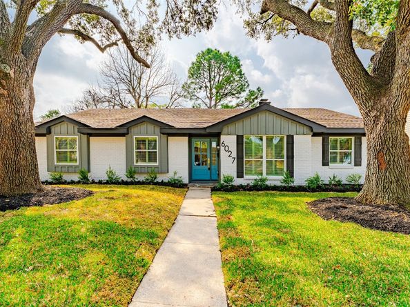 6027 Valkeith Drive, Houston TX 77096