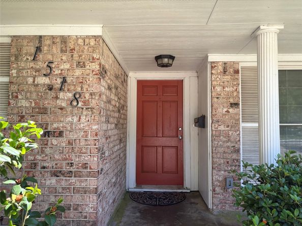 1518 Neptune Lane, Houston TX 77062