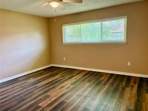 1518 Neptune Lane, Houston TX 77062