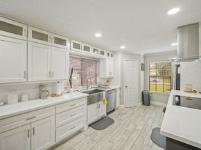 15831 Ridge Park Drive, Houston TX 77095