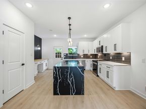 8129 Safebuy Street A/B, Houston TX 77028