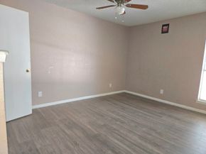 250 El Dorado 296, Webster TX 77598
