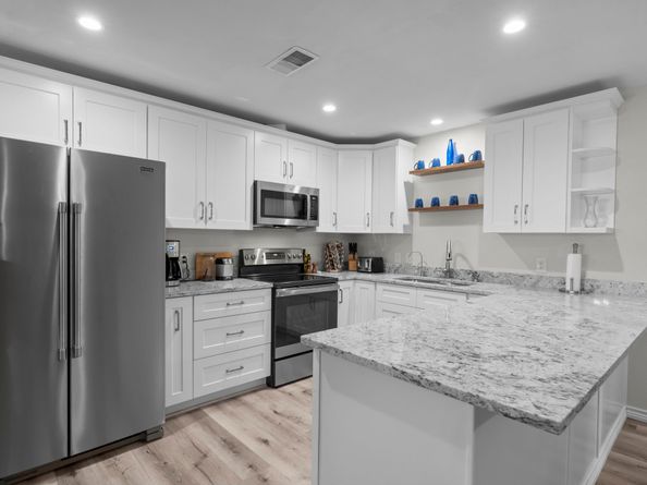 209 Summit Drive, Conroe TX 77303