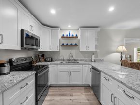 209 Summit Drive, Conroe TX 77303