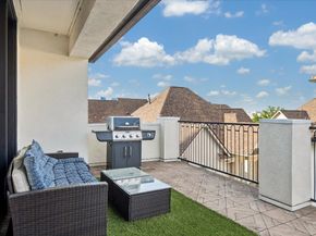 1521 Oakdale Street, Houston TX 77004
